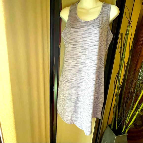 🦋 2 for $27🦋Joe Fresh Sporty mini dress in a heathered lilac look.  Size Med. - Picture 3 of 6